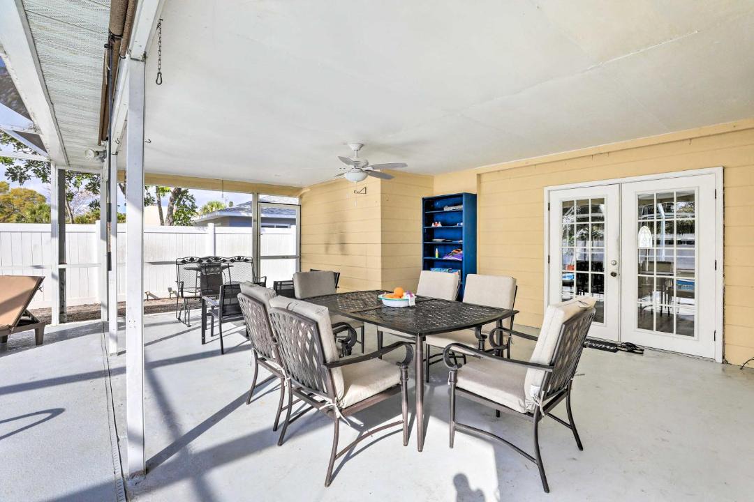 Photo of Livingroom in Bayshore Gardens