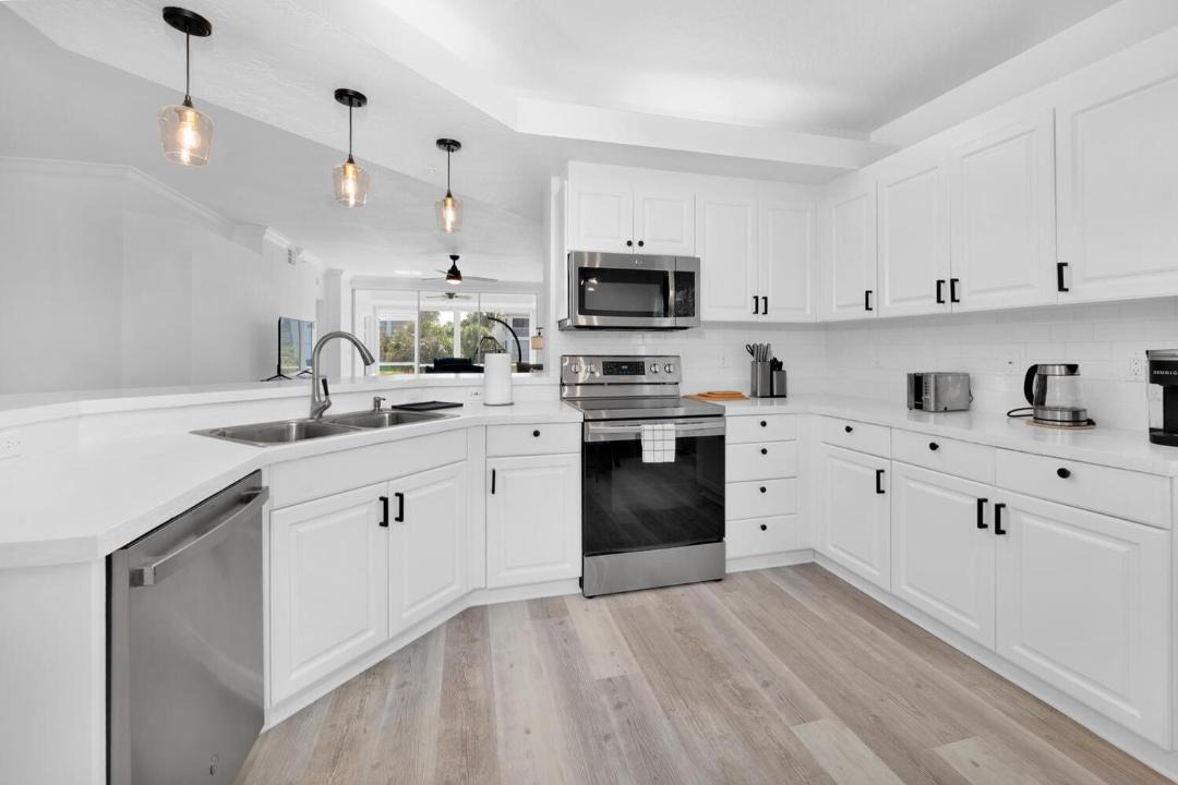 Photo of Kitchen in Calusa Bay North