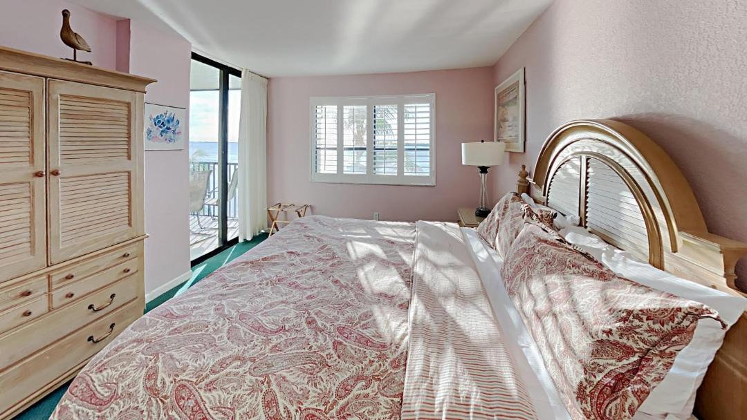 Photo of Bedroom in Punta Rassa