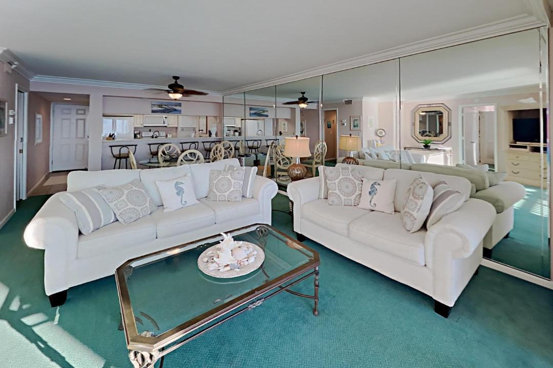 Photo of Livingroom in Punta Rassa