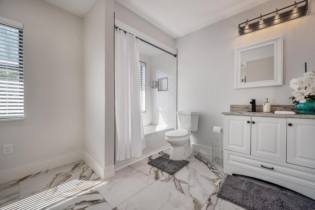 Photo of Bathroom in Tampa Heights