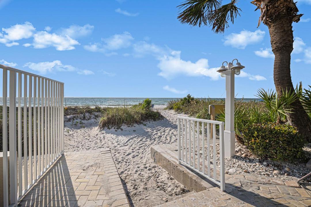 Photo of Patio Balcony in Belleair Beach