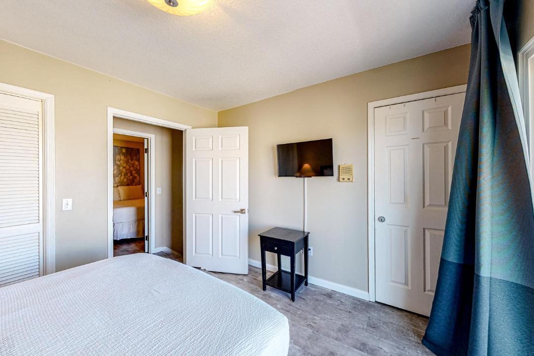 Photo of Bedroom in Holiday Isle