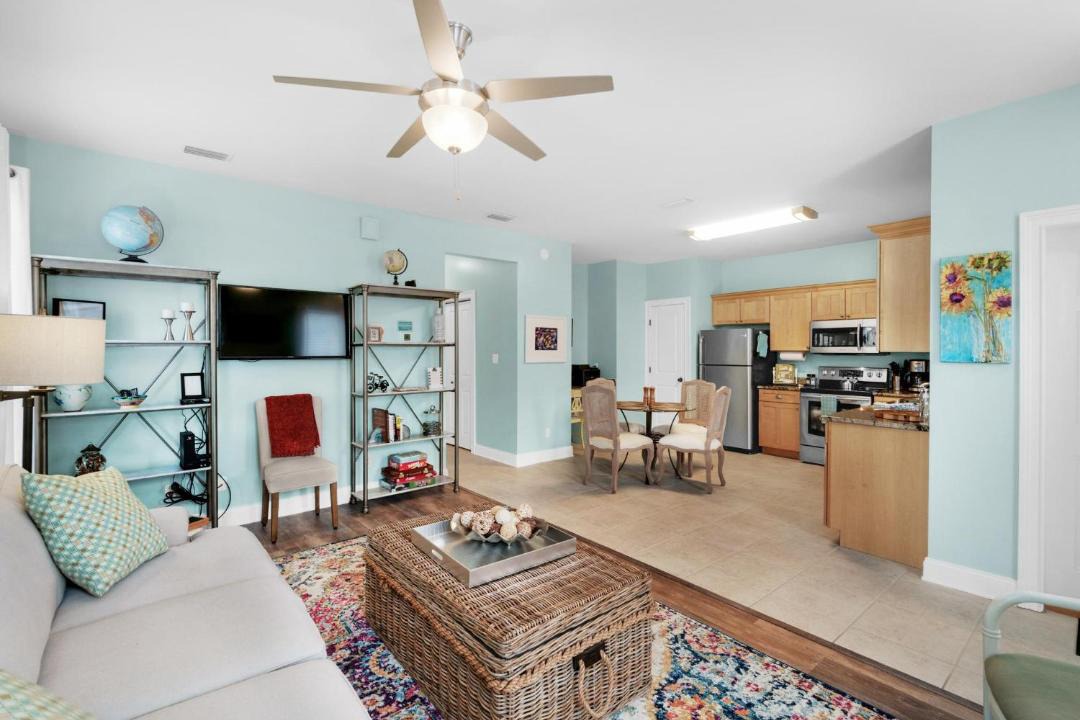 Photo of Livingroom in Dune Allen Beach