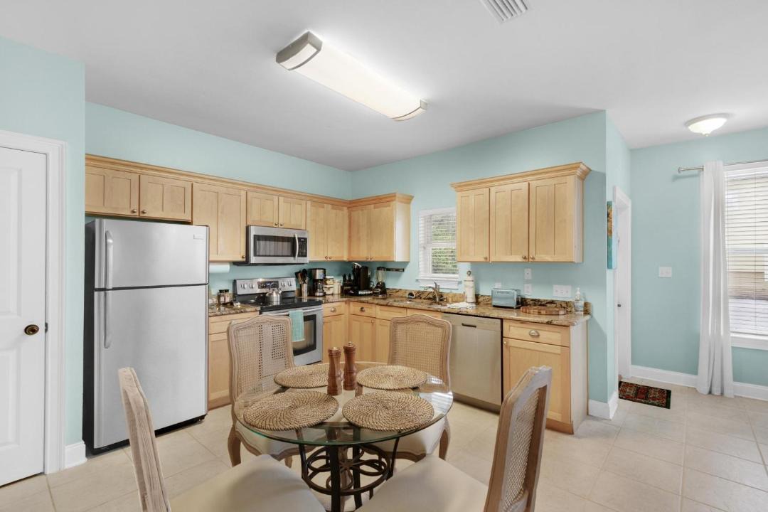 Photo of Kitchen in Dune Allen Beach