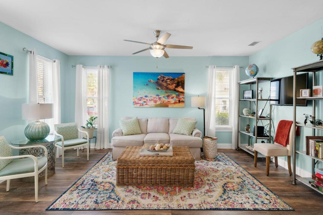 Photo of Livingroom in Dune Allen Beach
