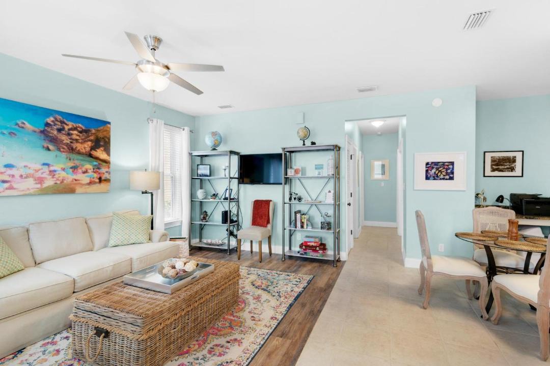 Photo of Livingroom in Dune Allen Beach