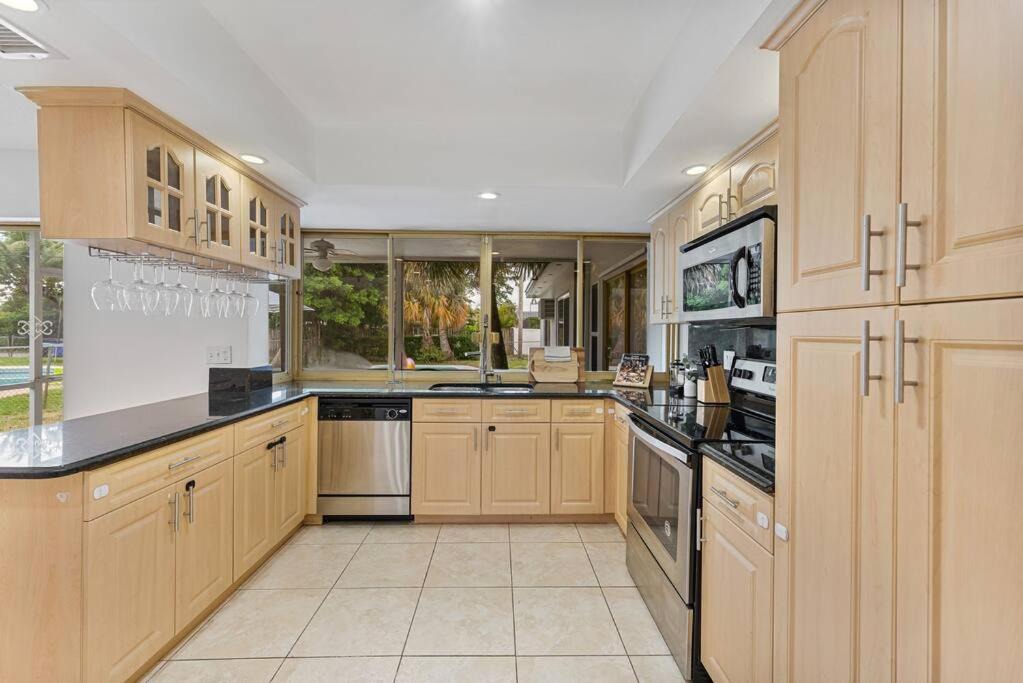 Photo of Kitchen in Hollywood Hills