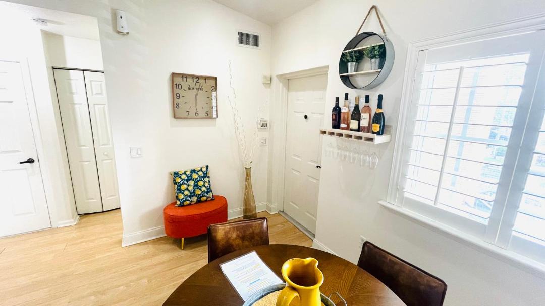 Photo of Livingroom in Palm Beach - West Palm Beach