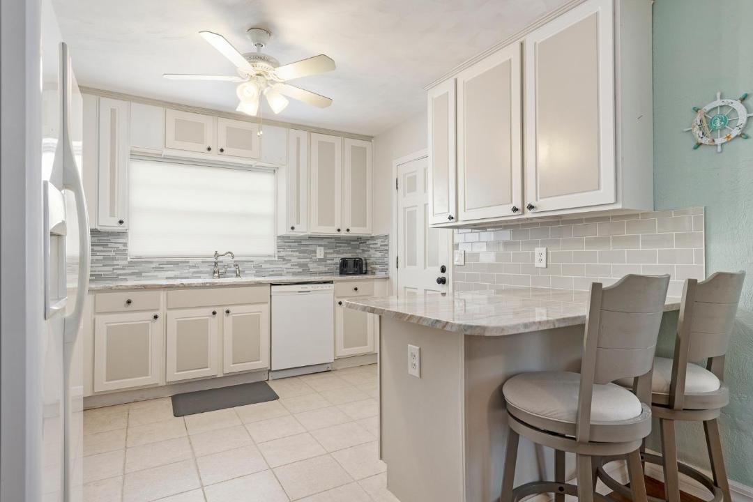 Photo of Kitchen in Plaza Shores