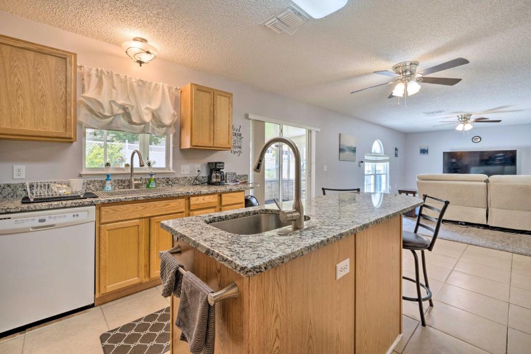 Photo of Kitchen in Haines City