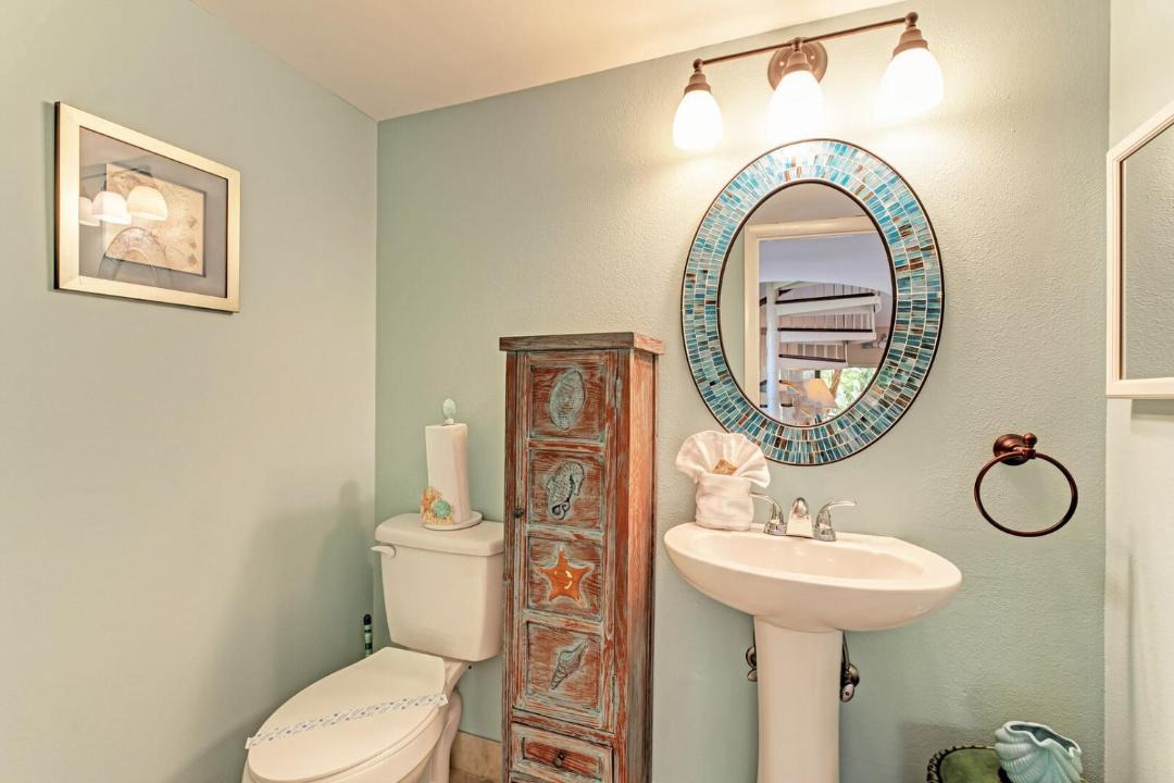 Photo of Bathroom in Holmes Beach