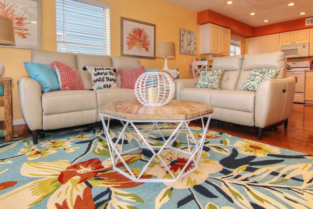 Photo of Livingroom in Indian Rocks Beach
