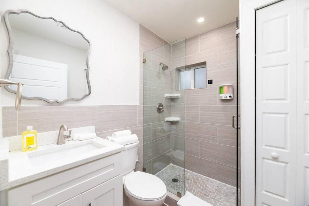 Photo of Bathroom in Lake Ridge
