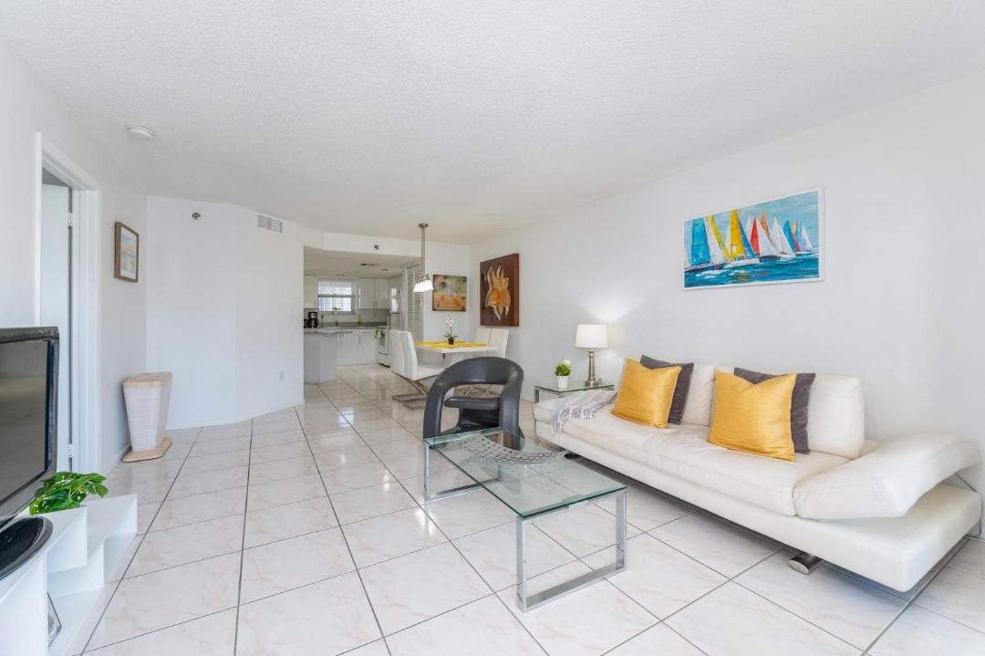 Photo of Others in Sunny Isles Beach