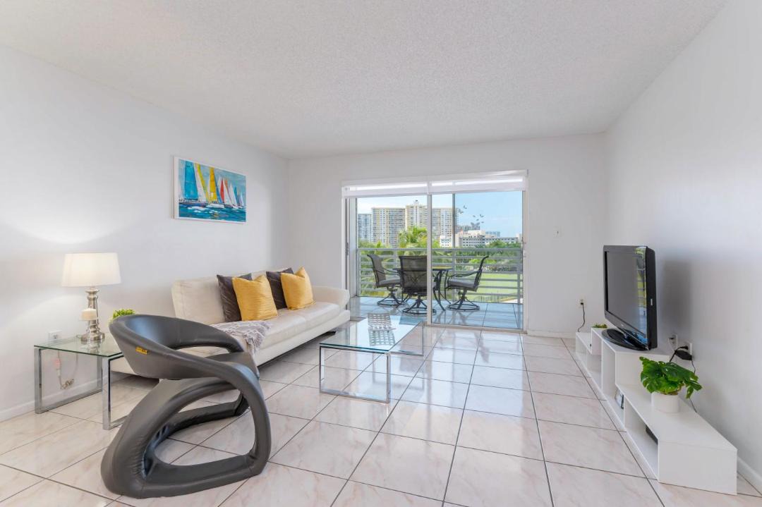 Photo of Others in Sunny Isles Beach