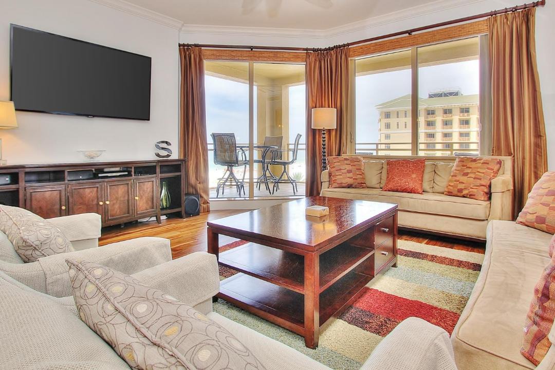 Photo of Livingroom in Clearwater Beach