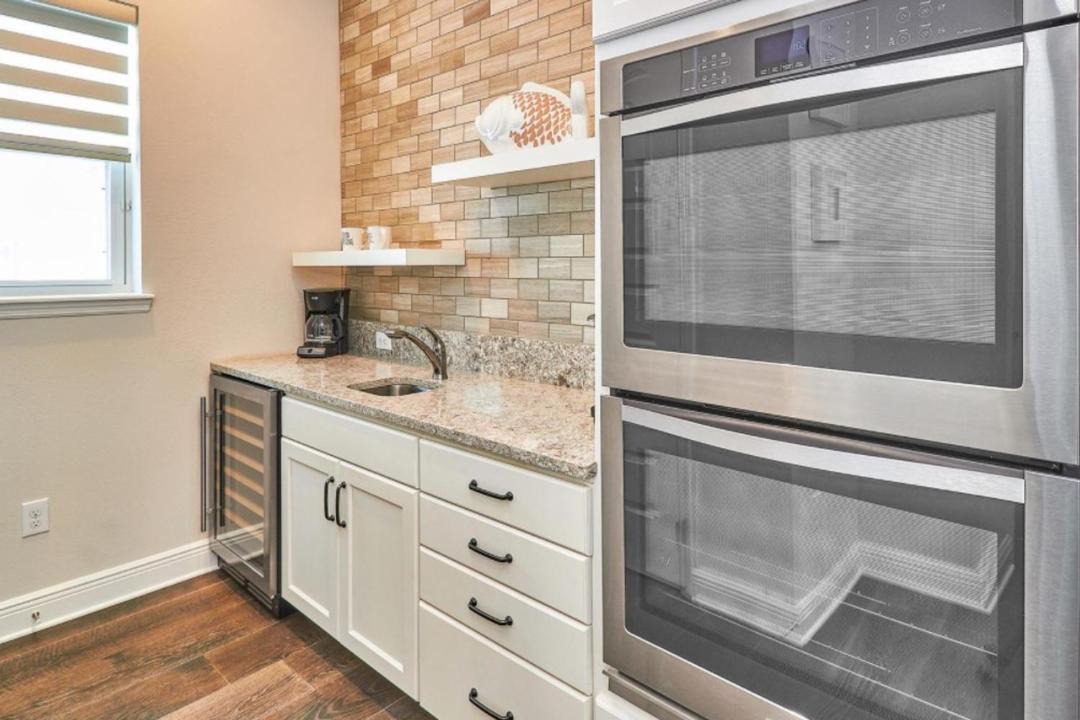 Photo of Kitchen in Redington Beach