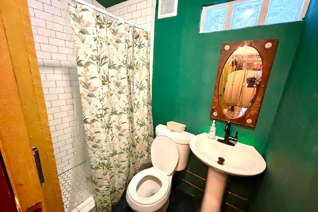 Photo of Bathroom in Midtown