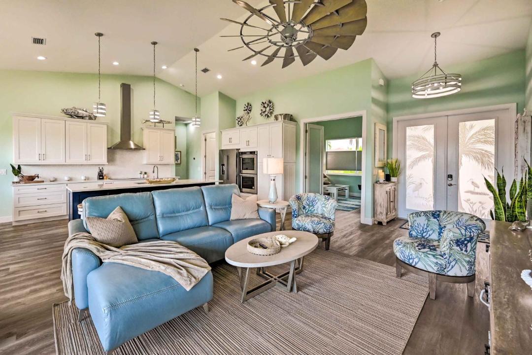 Photo of Livingroom in Naples