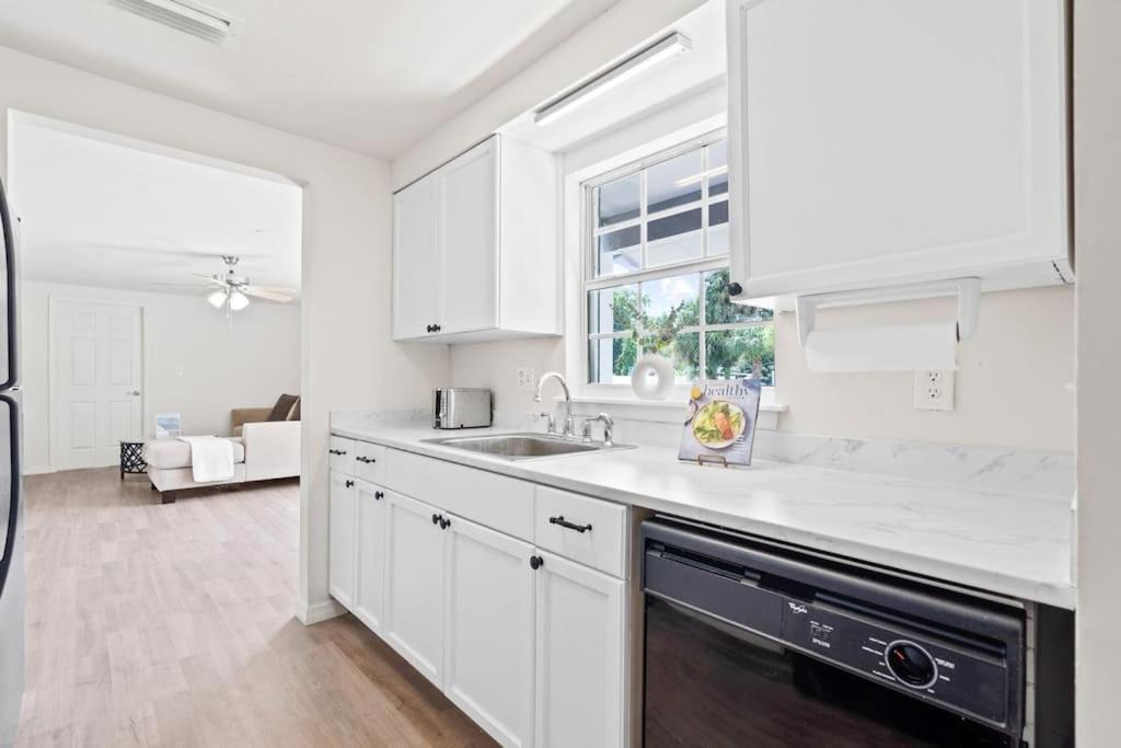 Photo of Kitchen in Town N County Park