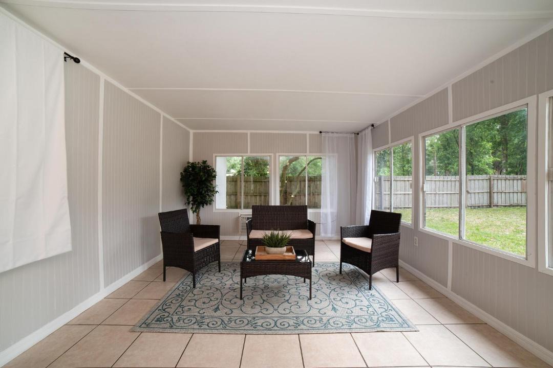 Photo of Livingroom in Fellowship