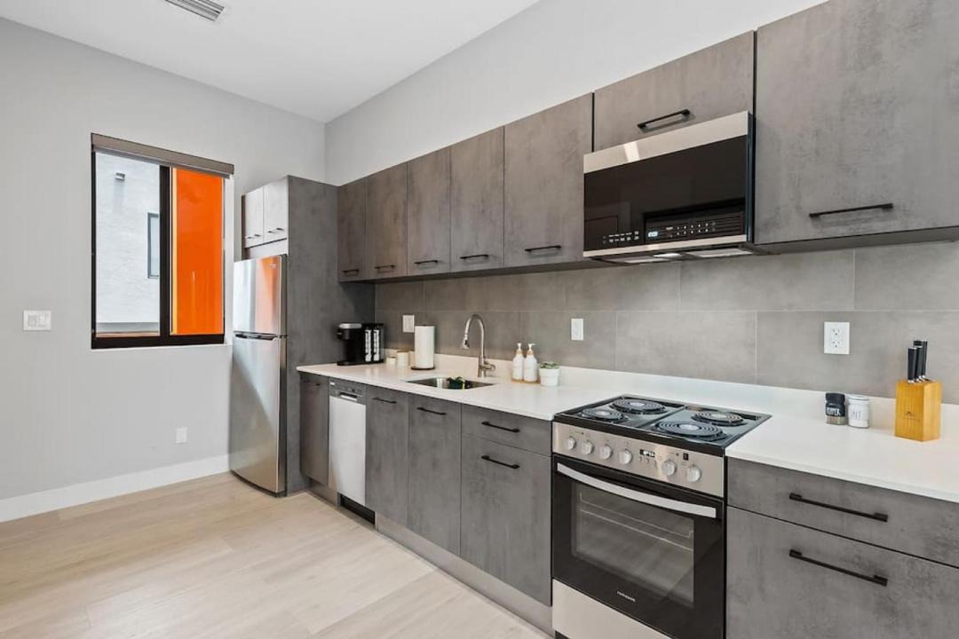Photo of Kitchen in Flagler Village