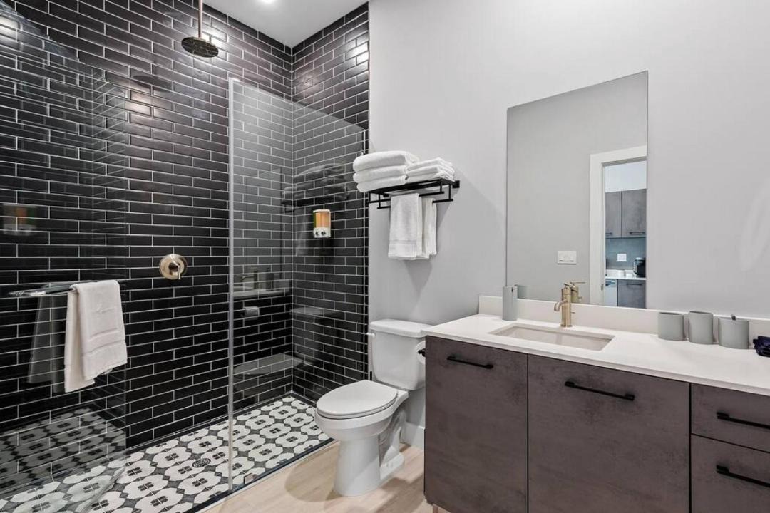 Photo of Bathroom in Flagler Village