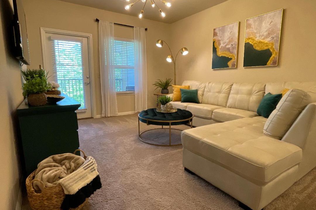 Photo of Livingroom in Northside