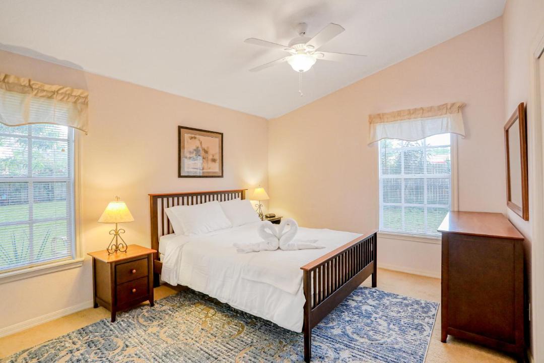 Photo of Bedroom in Palm Harbor