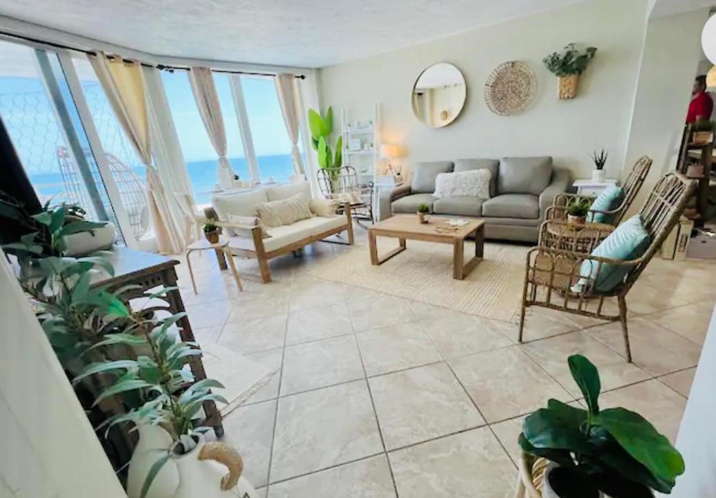 Photo of Livingroom in Daytona Beach Shores