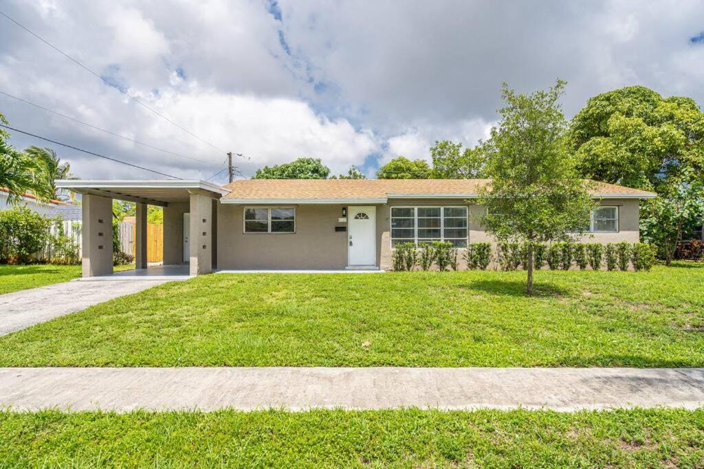 Photo of Buildings in Pompano Beach