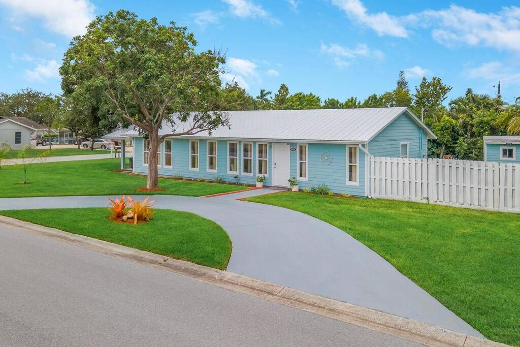 Photo of Buildings in Hobe Sound