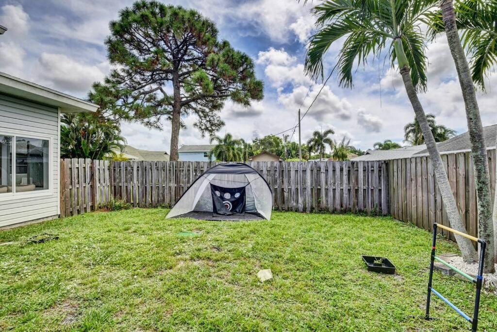 Photo of Buildings in Boynton Beach