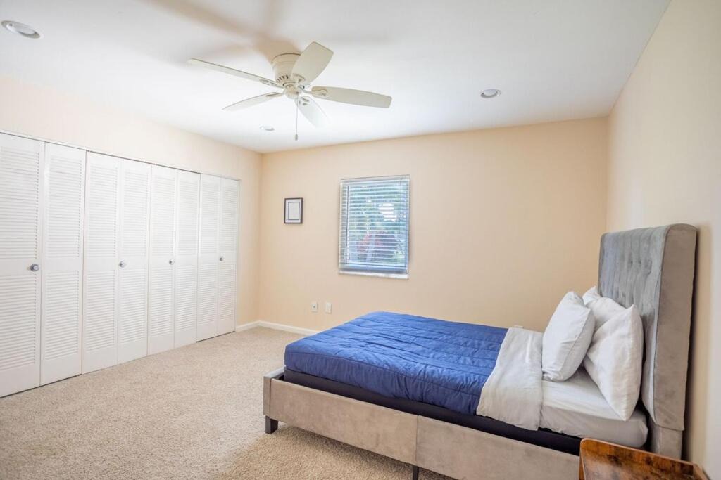 Photo of Bedroom in Gulf Cove