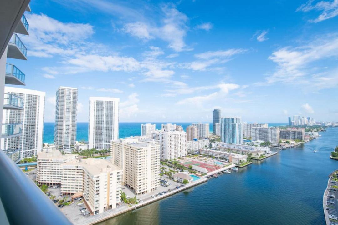 Photo of Outdoor in Hallandale Beach