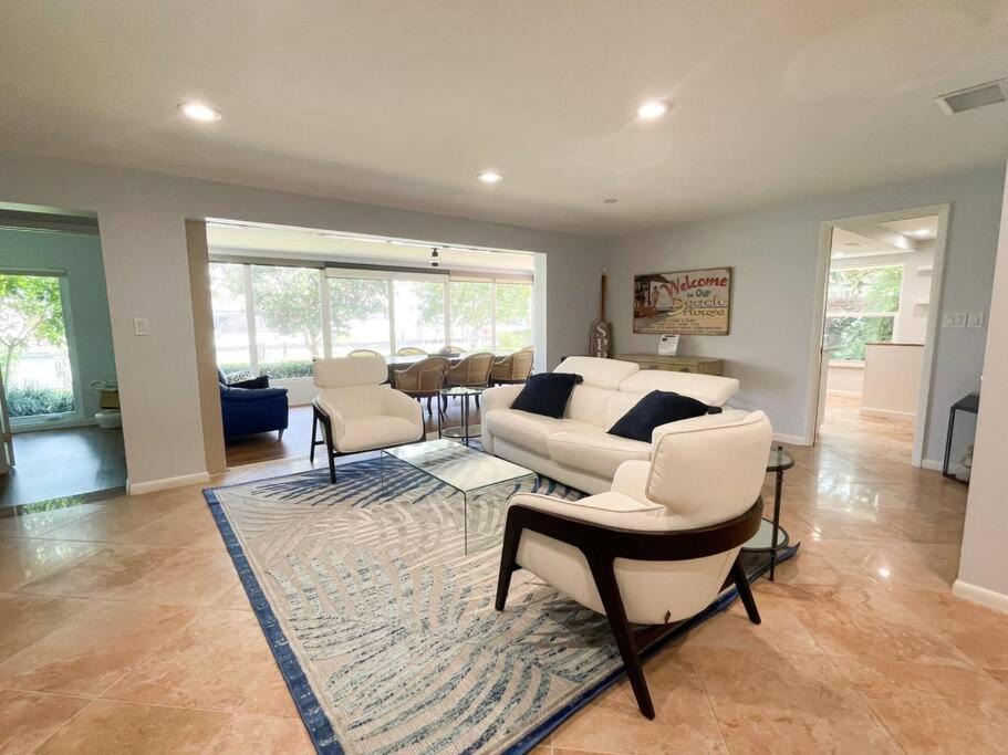 Photo of Livingroom in Connors