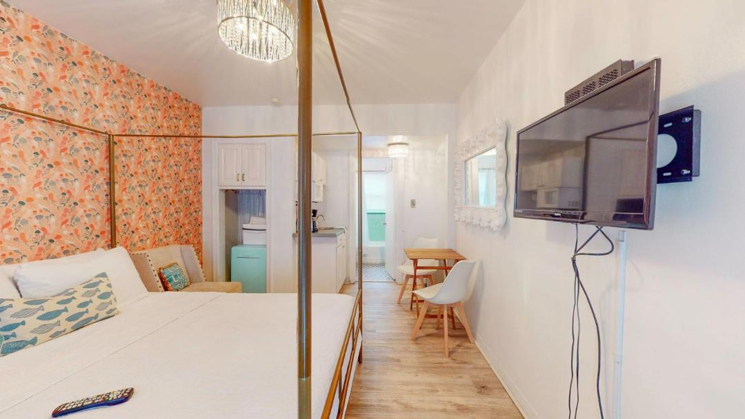 Photo of Bedroom in Treasure Island