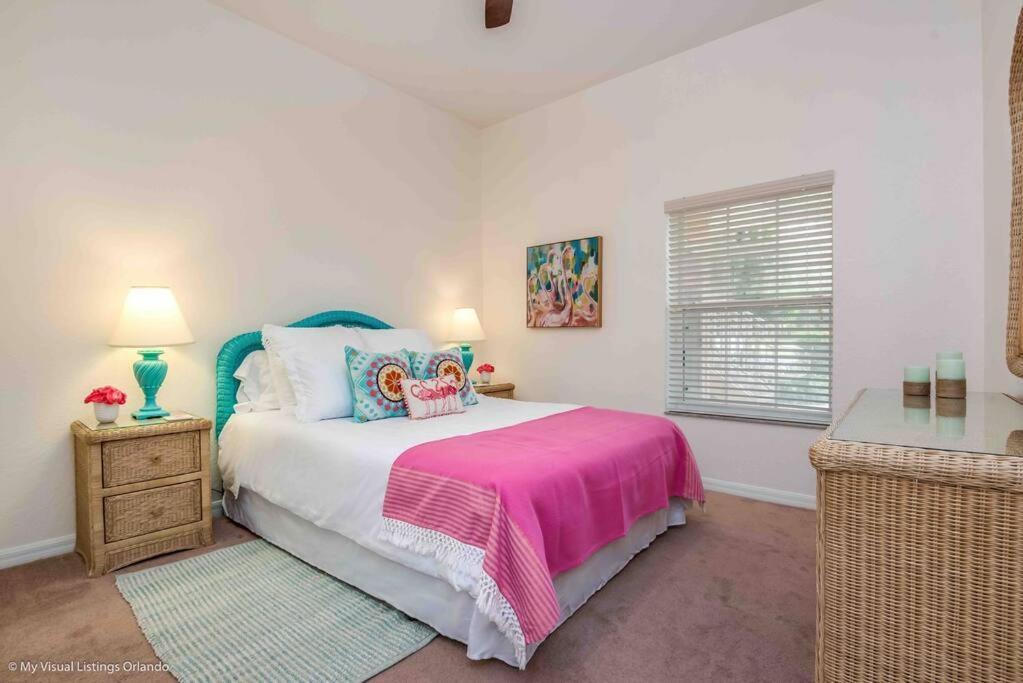 Photo of Bedroom in Bahama Bay