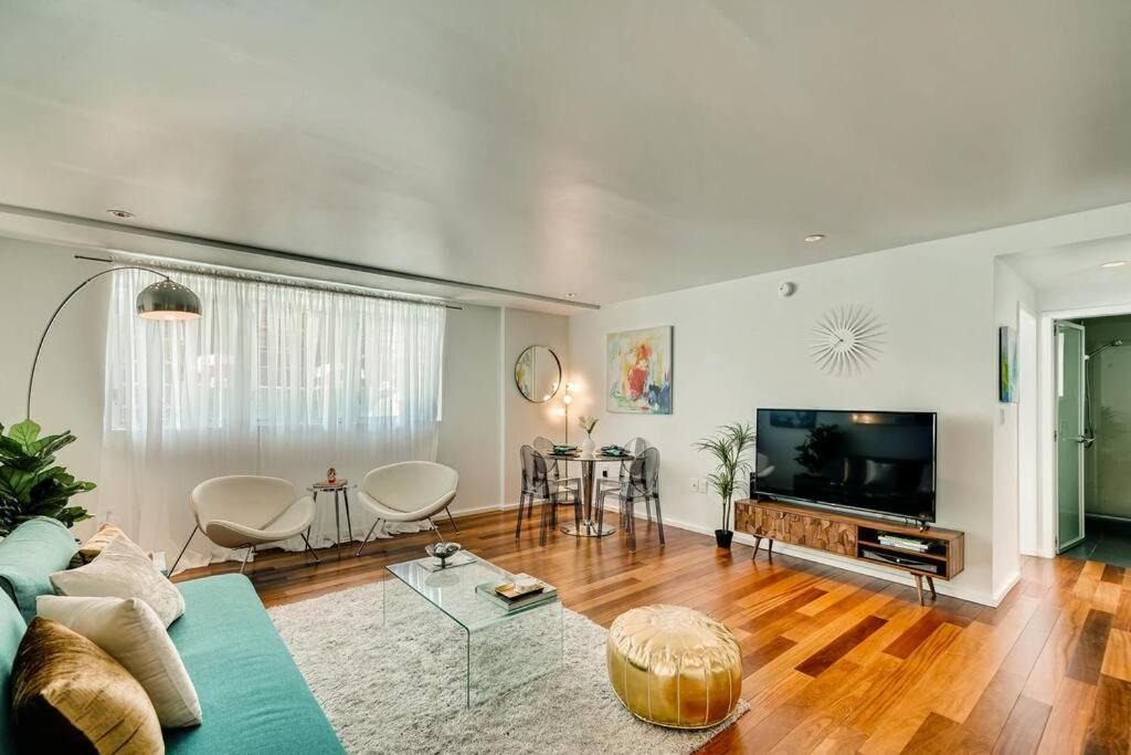 Photo of Livingroom in West Avenue