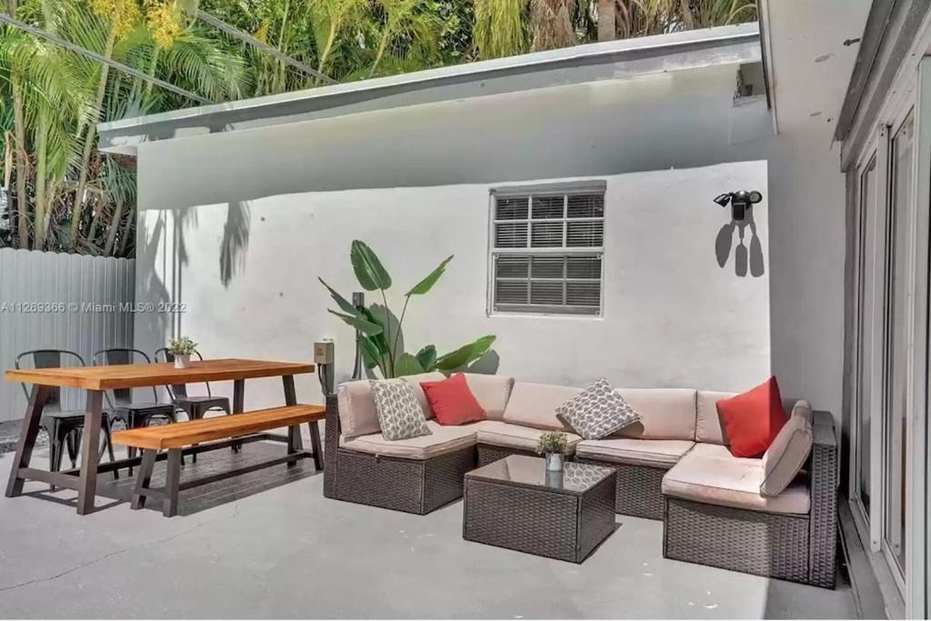 Photo of Patio Balcony in Ives Estates