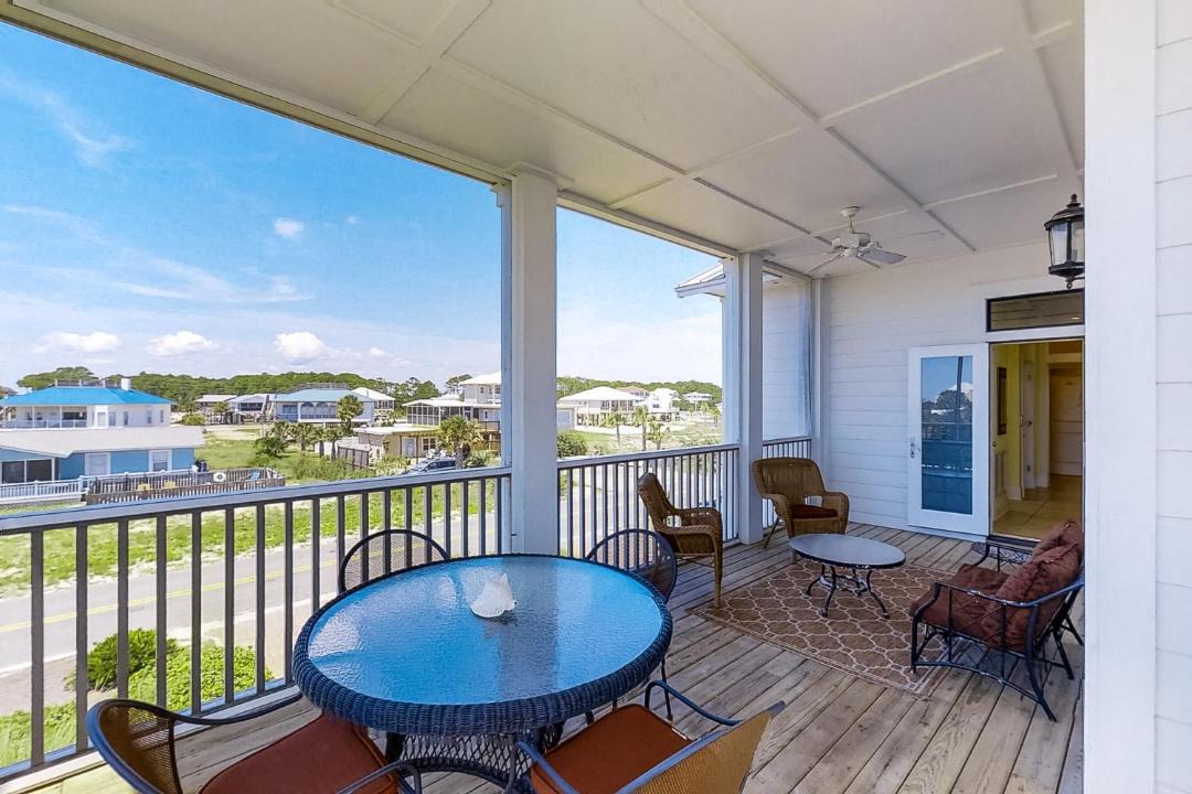 Photo of Patio Balcony in East End