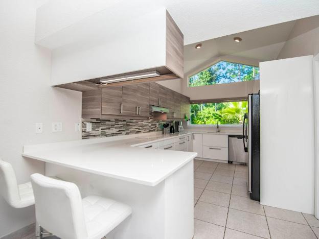 Photo of Kitchen in Groveland