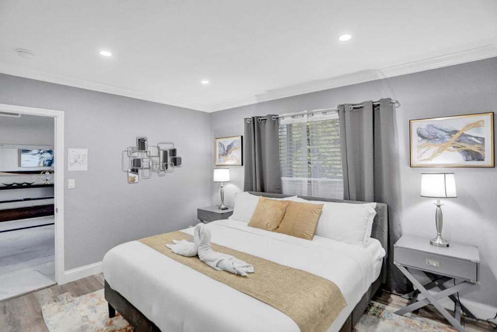 Photo of Bedroom in Lighthouse Point
