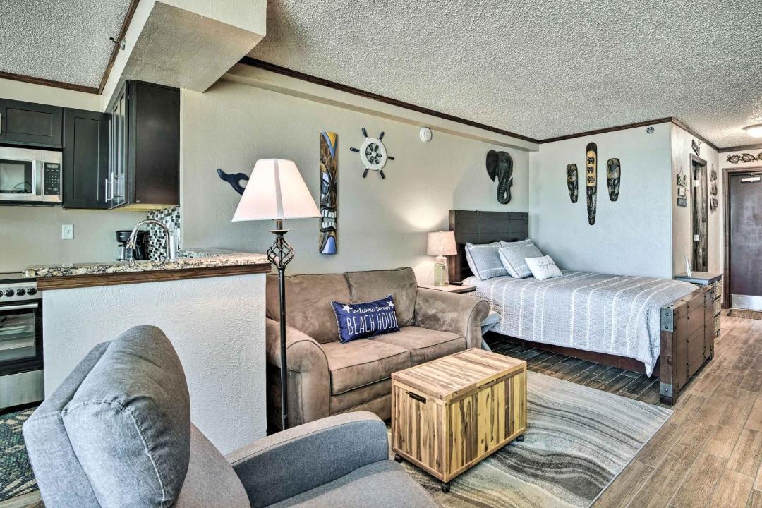 Photo of Livingroom in East Daytona