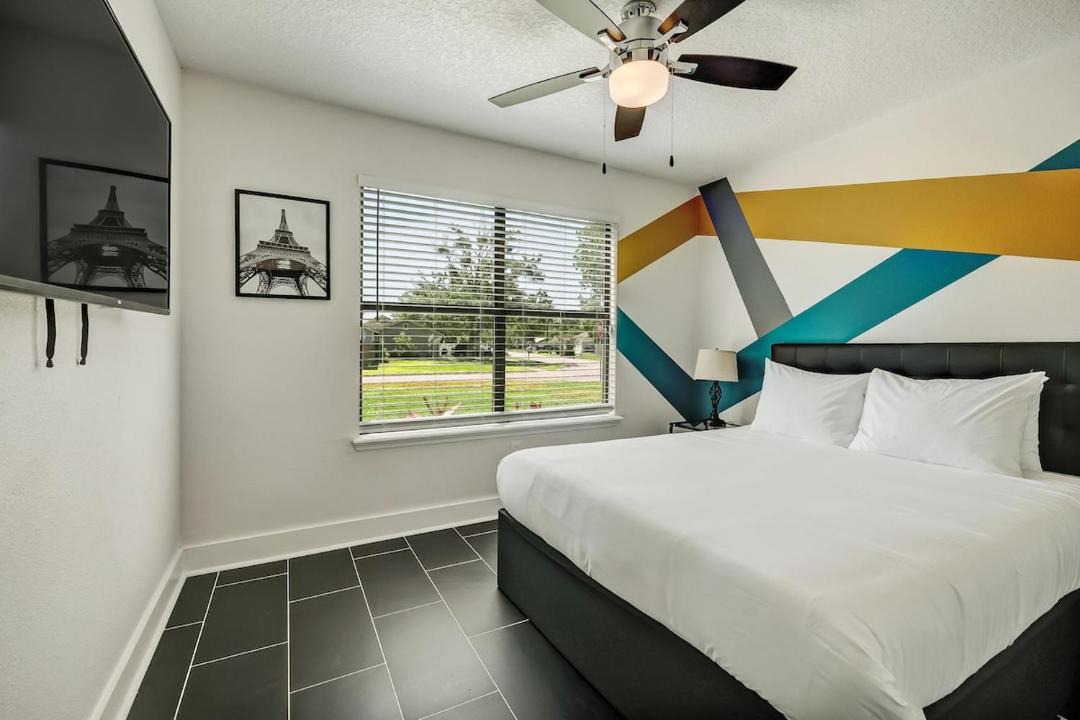 Photo of Bedroom in Westside