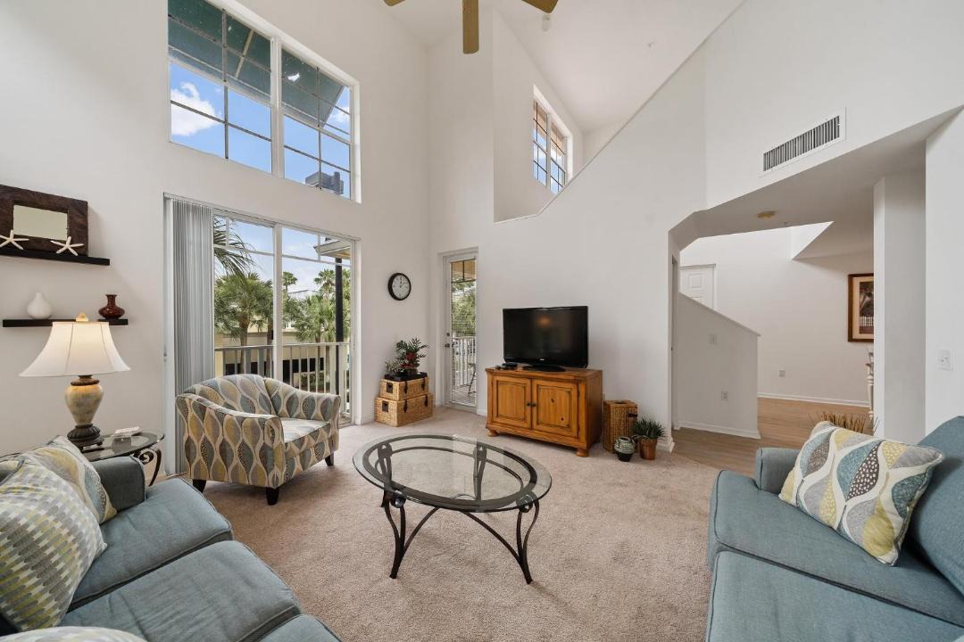 Photo of Livingroom in Town Center