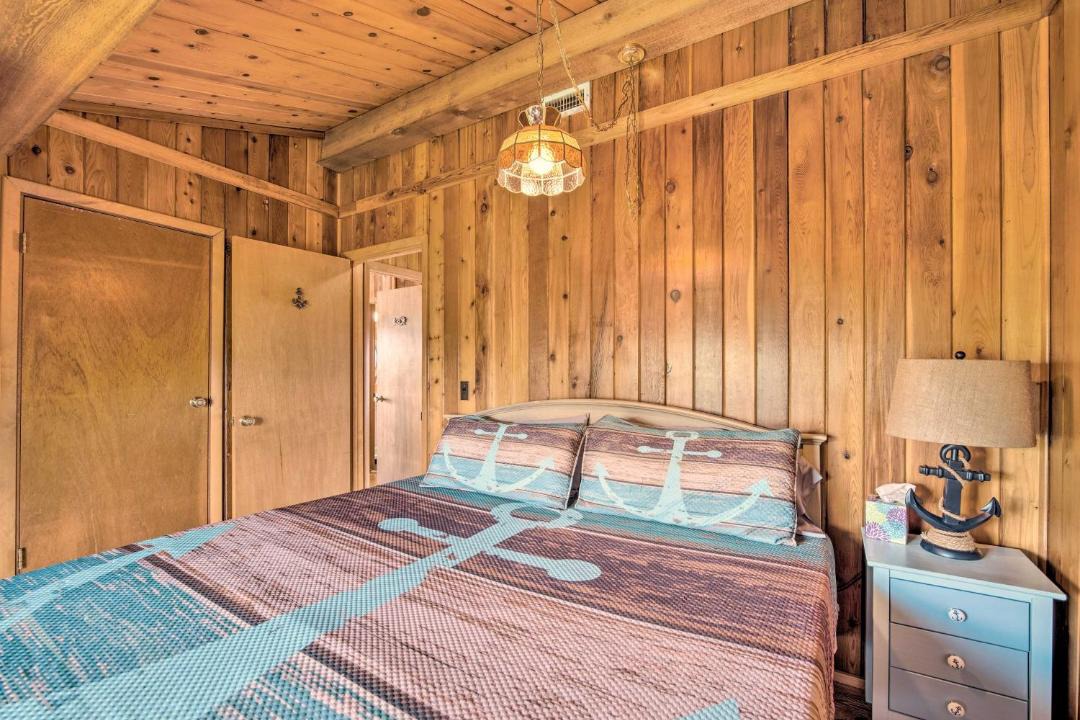 Photo of Bedroom in Homosassa