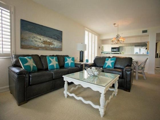 Photo of Livingroom in Park Shore