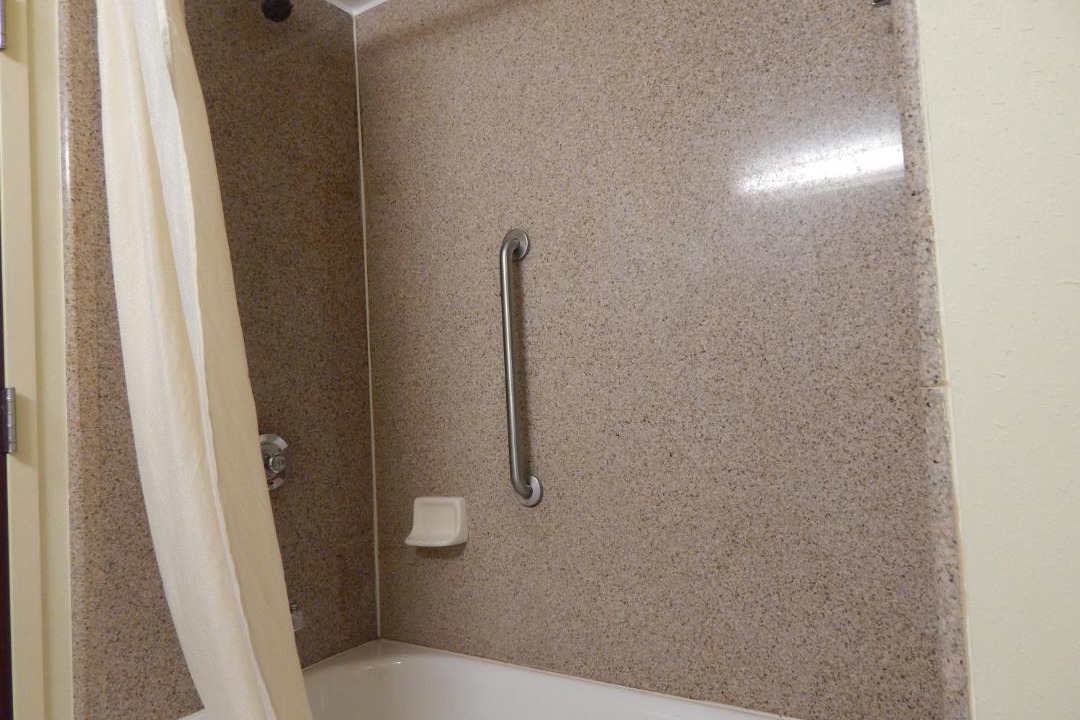 Photo of Bathroom in Tavares